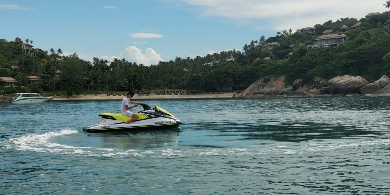 Jet Ski 20 Min Maenam Beach