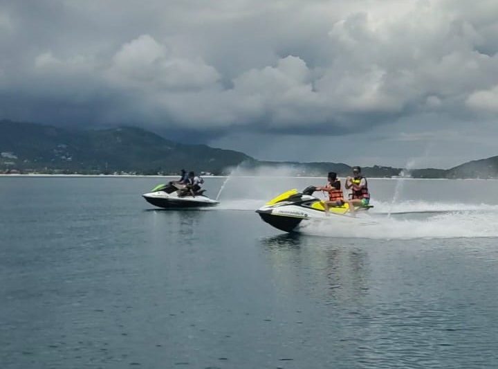 Jet Ski 1h Maenam Beach